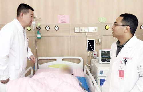 三秦網(wǎng)報道—西安國際醫(yī)學中心醫(yī)院成功實施首例經(jīng)鼻內鏡鼻腔淚囊吻合術