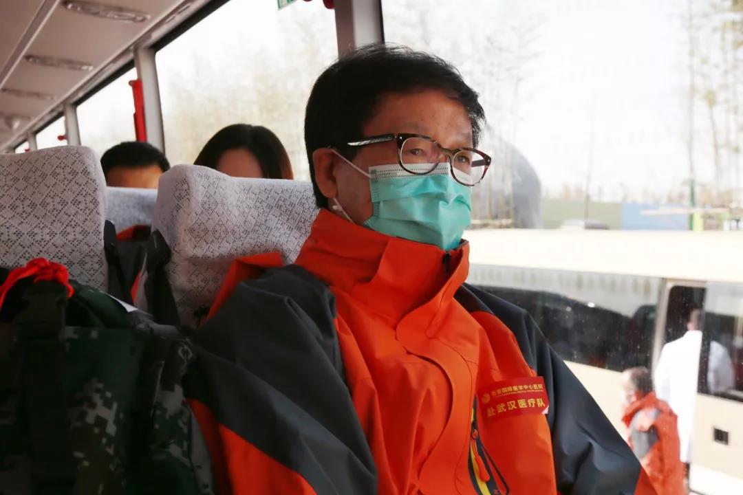 【戰(zhàn)“疫”人物】沖鋒的身影——記西安國際醫(yī)學中心醫(yī)院心臟病醫(yī)院院長、赴隨州醫(yī)療隊隊長王海昌教授