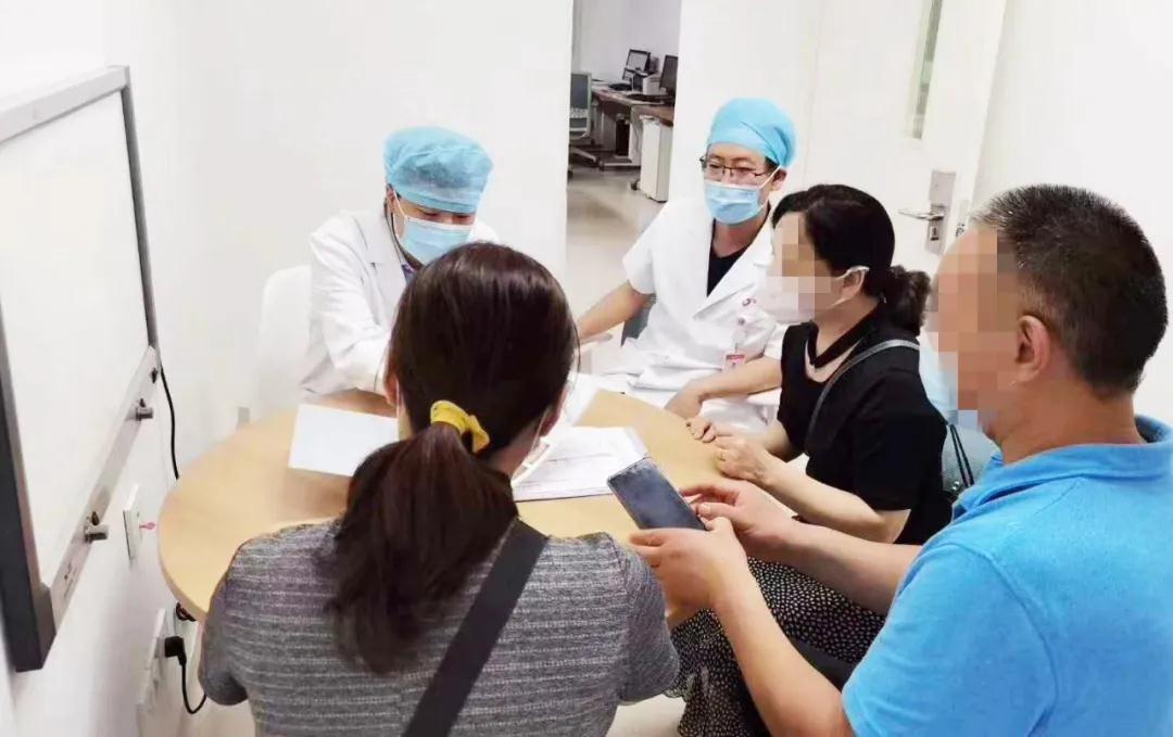 險！桃核卡在氣道上  這個急救方法你得掌握