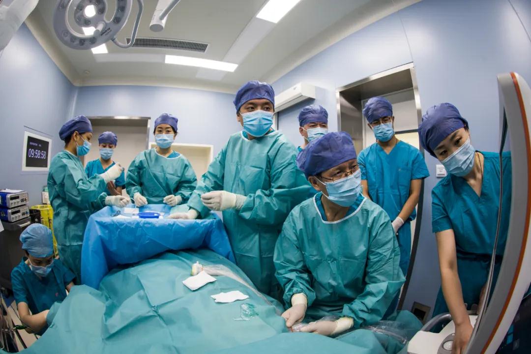 健康時(shí)報(bào)—針尖上的黑科技來了！以針代刀“燒烤”惡性腫瘤組織