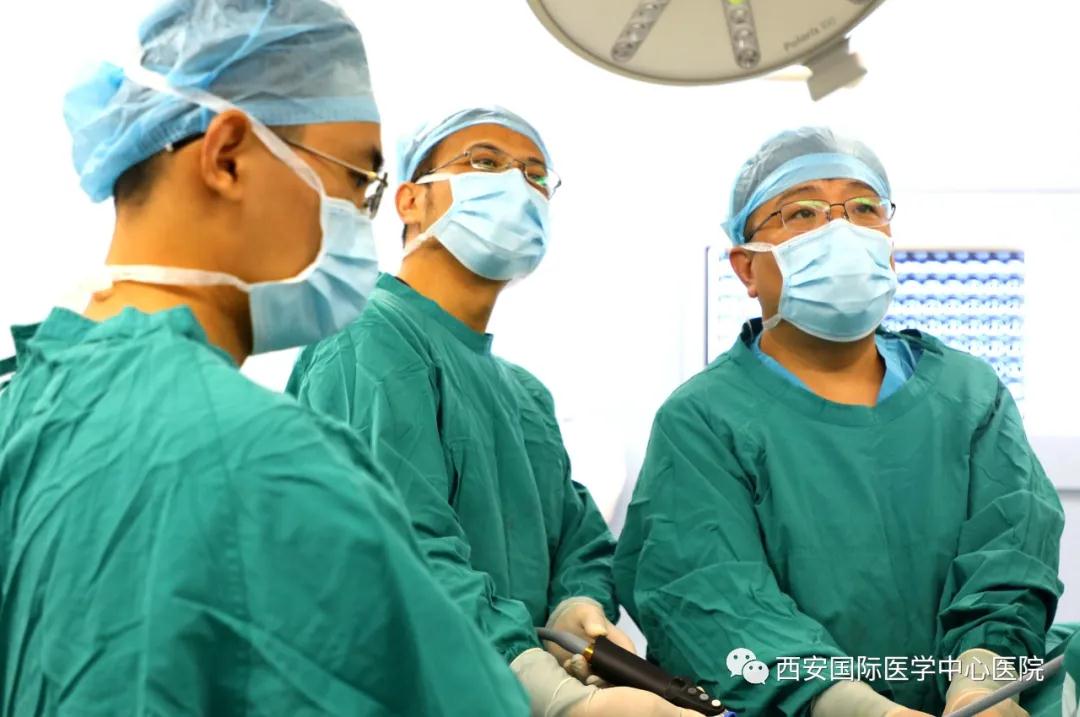 19年了，手上“汗流成河”！兩個(gè)小切口就治好這個(gè)“怪病”