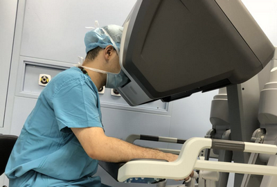 切口更小 恢復更快！消化外科成功完成達芬奇輔助胃癌根治術