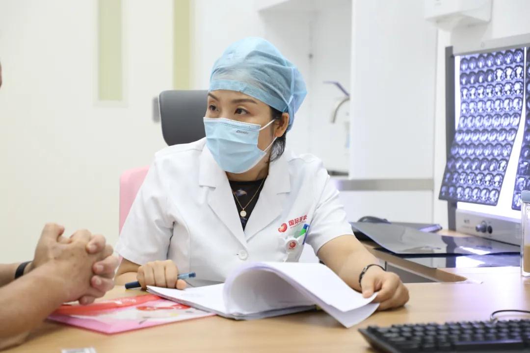 健康時報—有你在 我便心安——記西安國際醫(yī)學中心醫(yī)院腫瘤醫(yī)院副院長薛妍