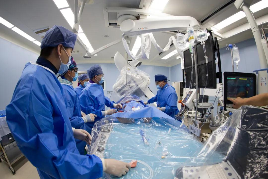 陽(yáng)光網(wǎng)—數(shù)億網(wǎng)民為何點(diǎn)贊這家醫(yī)院的醫(yī)生！