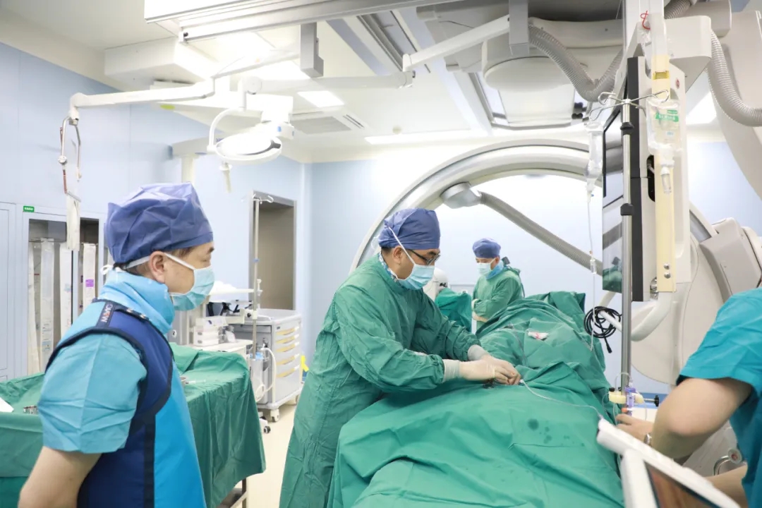 五一勞動最光榮｜向佑護健康的白衣天使致敬！