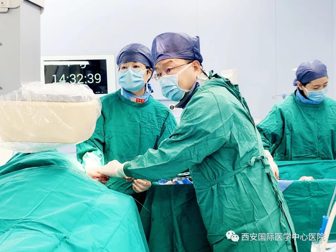 心內(nèi)心外聯(lián)手，為年輕生命保駕續(xù)航