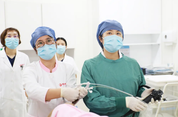 闌尾炎一定要做手術(shù)嗎？創(chuàng)傷小、無疤痕……來看看這個安全有效的內(nèi)鏡治療方法