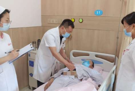 險！胸痛查出體內(nèi)的“不定時炸彈” 醫(yī)生妙手成功“拆彈”