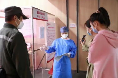 不忘初心 堅守“醫(yī)”線