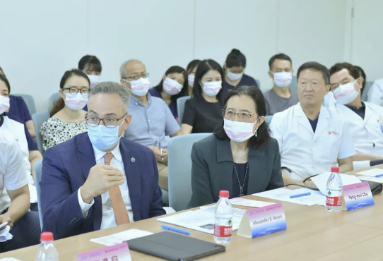 國(guó)際診療日①：多學(xué)科會(huì)診 開“心靈處方”