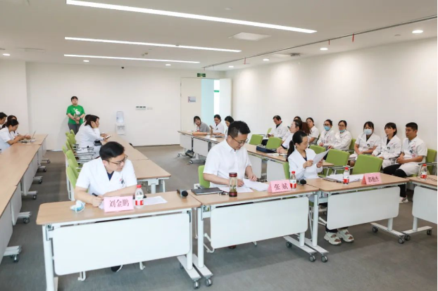 助推學(xué)科高質(zhì)量發(fā)展！我院舉行2021年院級課題中期答辯會