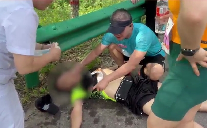 太牛掰了，醫(yī)者仁心！