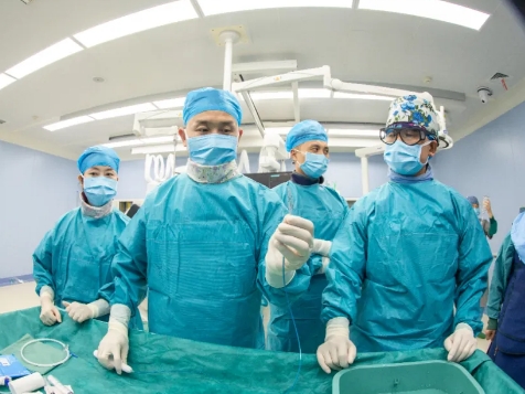 高血壓微創(chuàng)介入診療取得突破！我院成功實(shí)施經(jīng)皮腎動(dòng)脈去交感神經(jīng)術(shù)